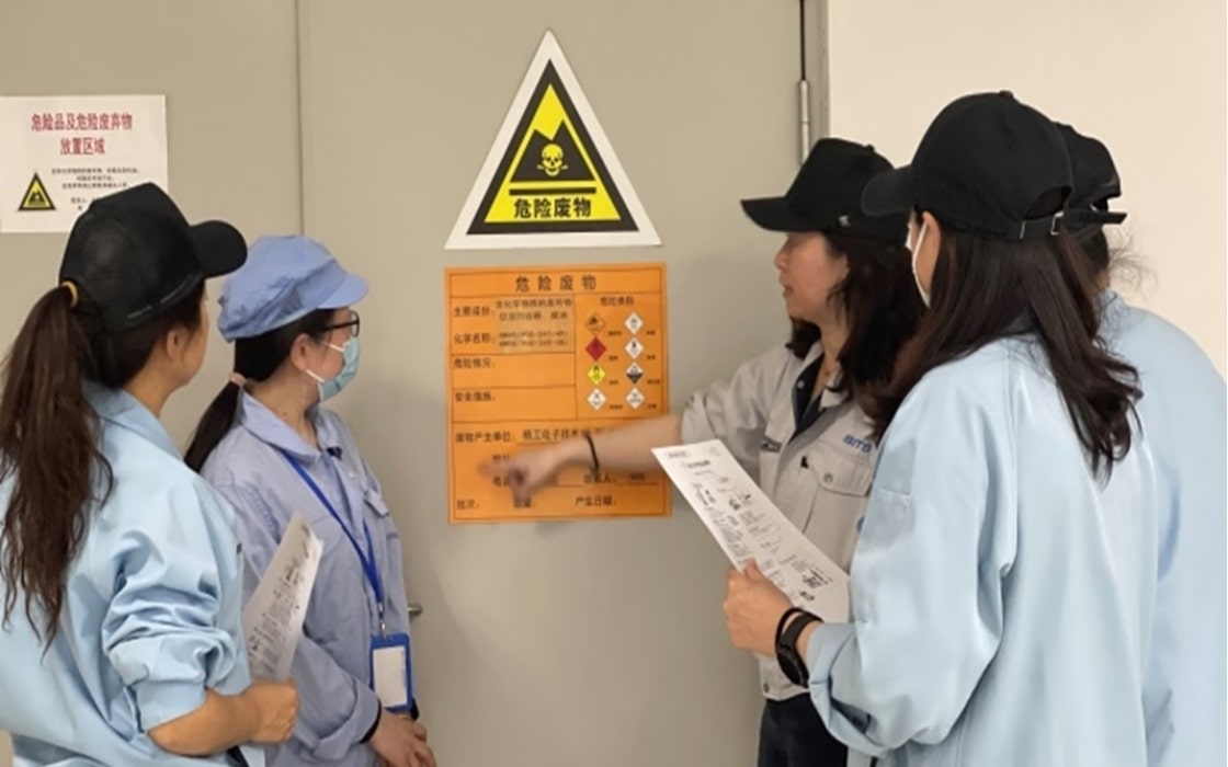 化学物質漏洩対応訓練(Seiko Instruments Technology (Shanghai) Inc.)