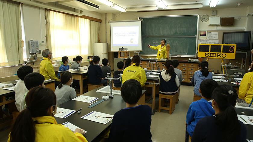 わくわく時計教室の様子 写真