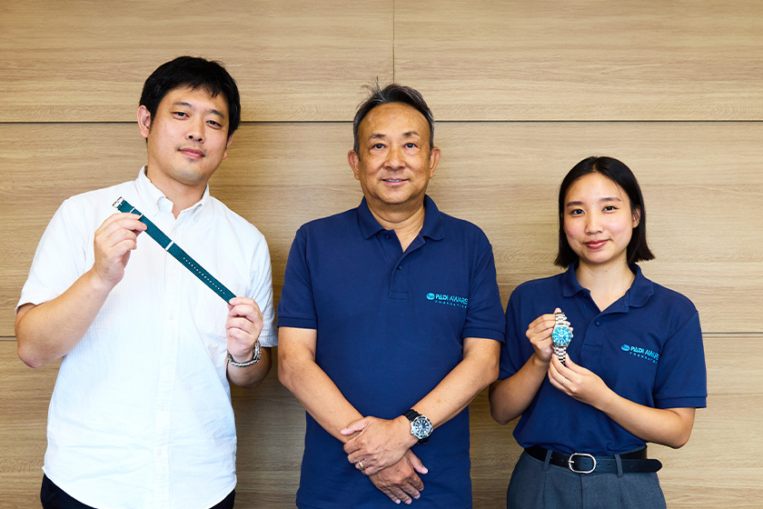 写真　左から花村翔太郎さん、伊東正人さん、林詩琳さん