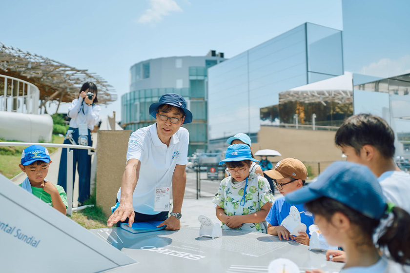 日時計づくり教室の様子　画像