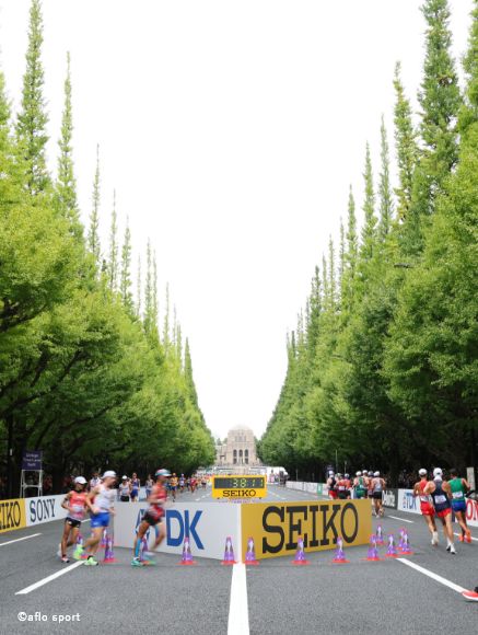 The tournament scene