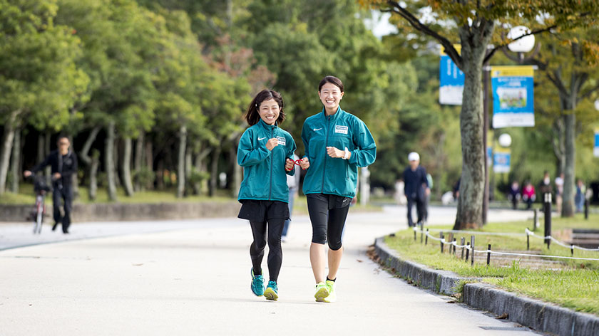 道下美里と伴走者を繋ぐ絆 ブラインドマラソン世界記録更新の秘訣 Seiko Heart Beat Magazine セイコーホールディングス