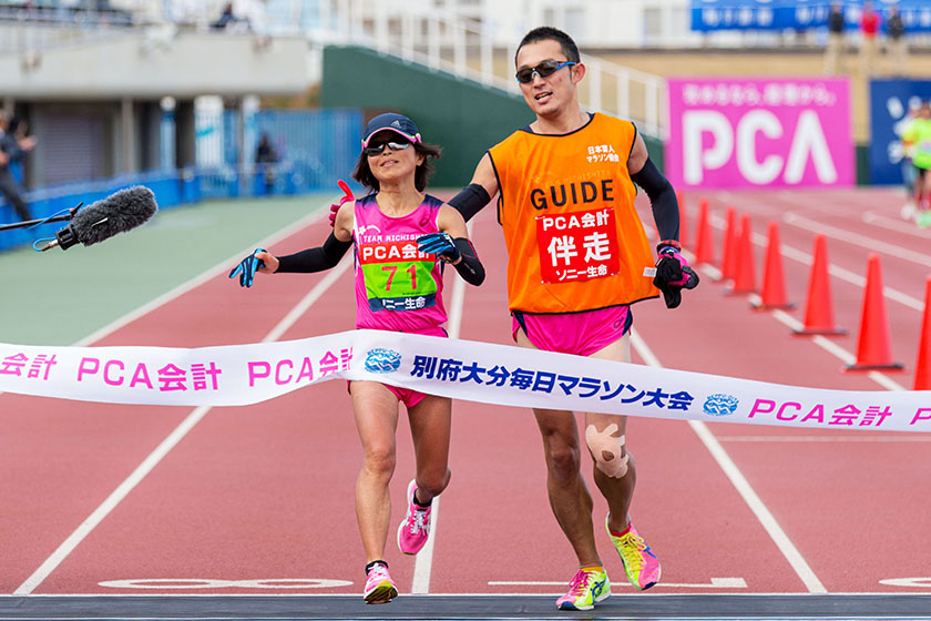 2016年別府大分毎日マラソンの道下選手　写真