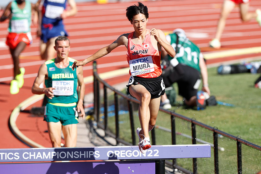 男子3000m障害　三浦龍司選手　写真