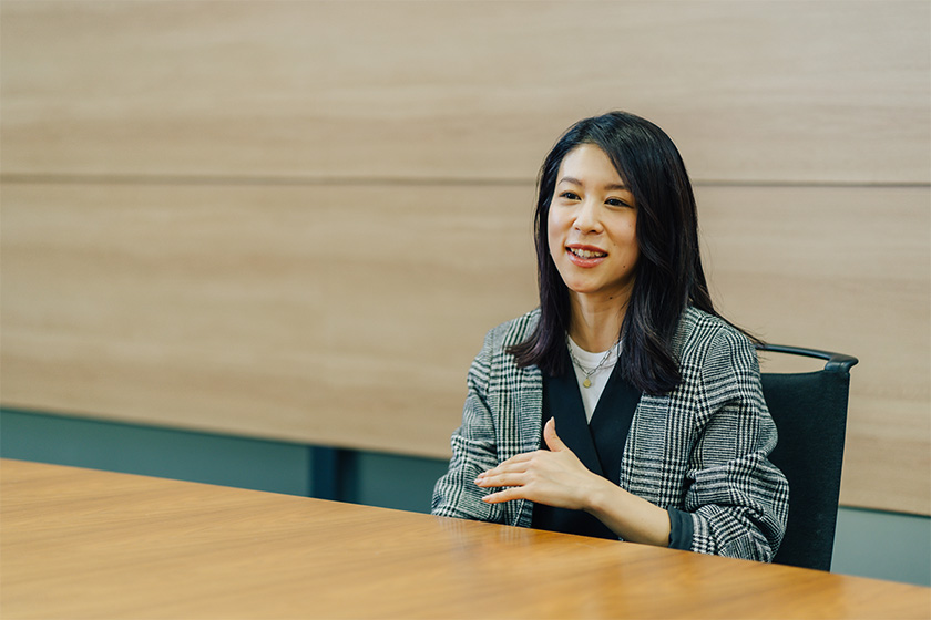 村元哉中