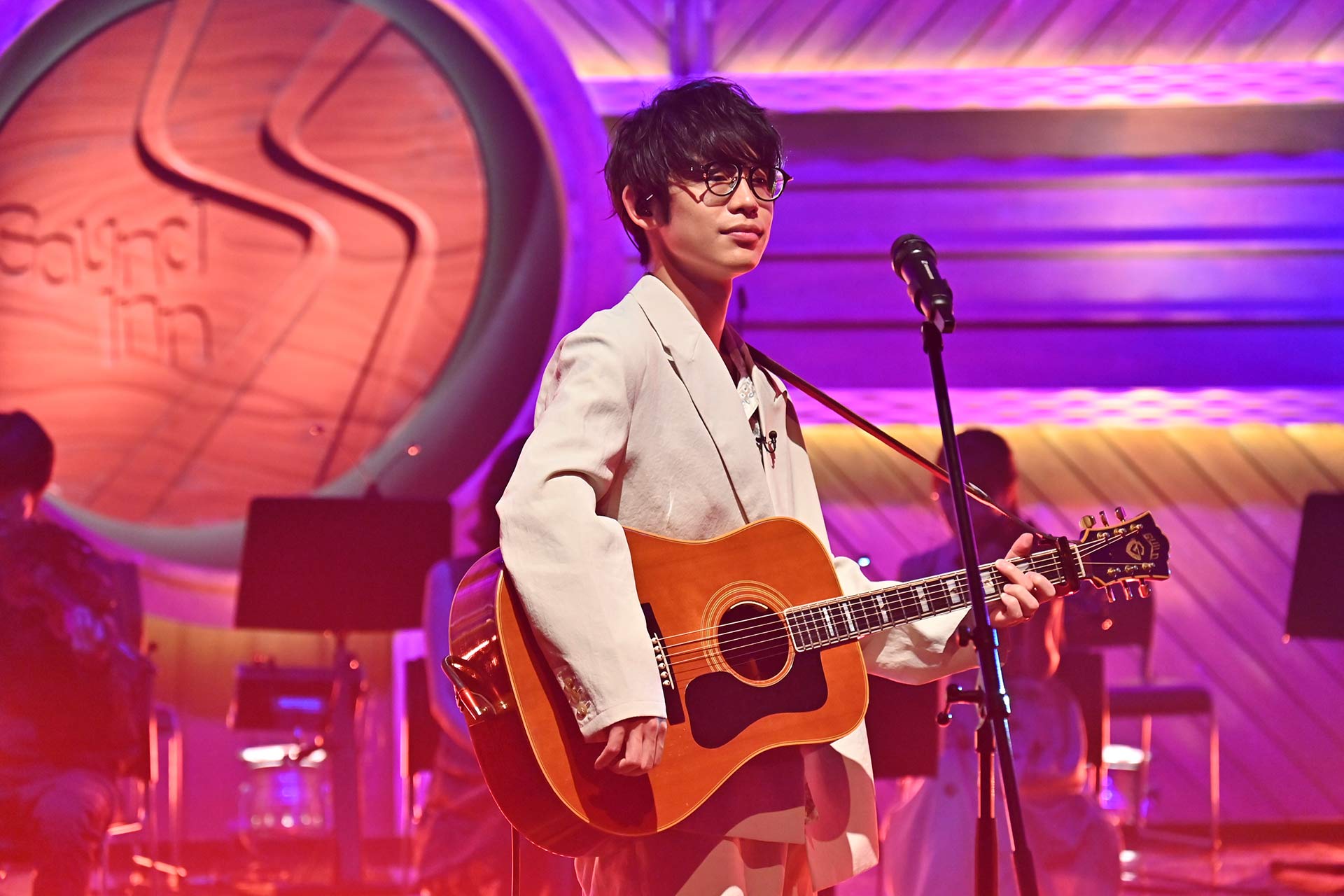川崎鷹也