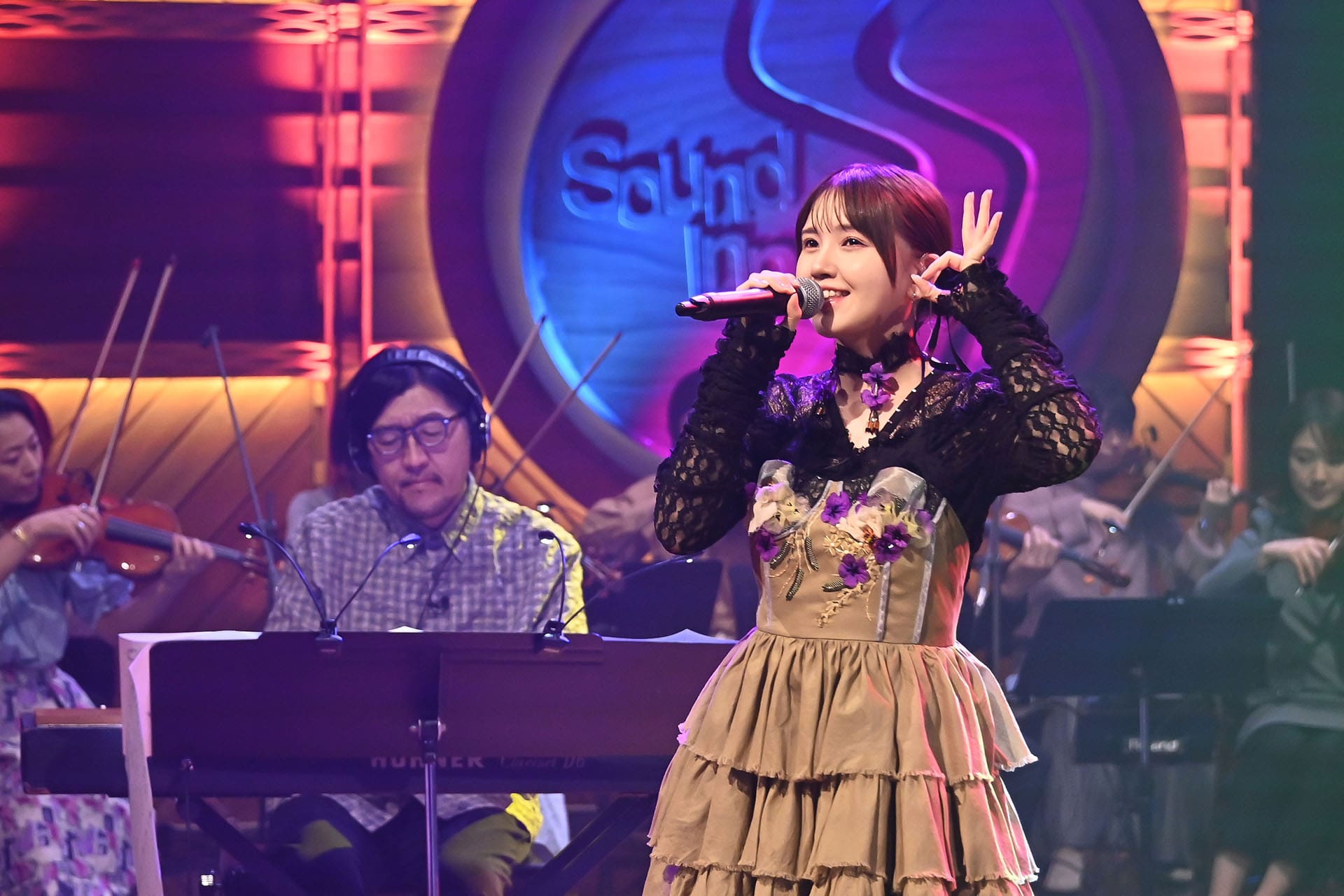 鬼頭明里さん