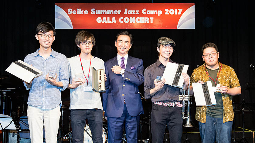 表彰式の様子 イメージ