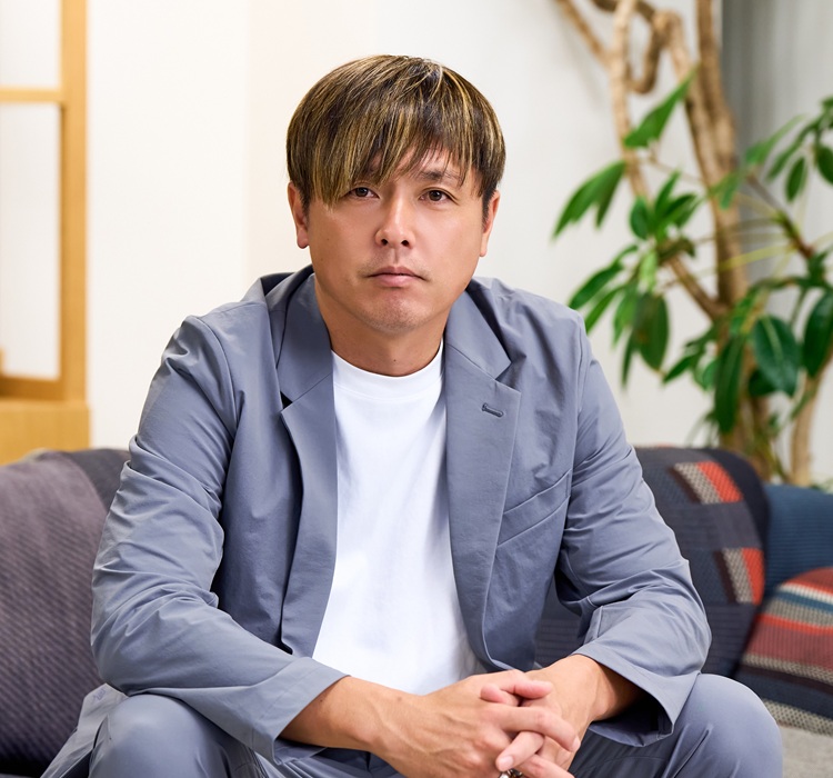 チームが攻勢の時こそ「三手先を読む」　1本のパスで“時間と空間”を操った男の美学――時とアスリート・遠藤保仁