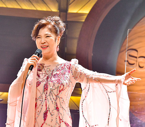 八代亜紀