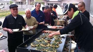 2011.04: Prepared meals at Minamisoma Volunteer Center