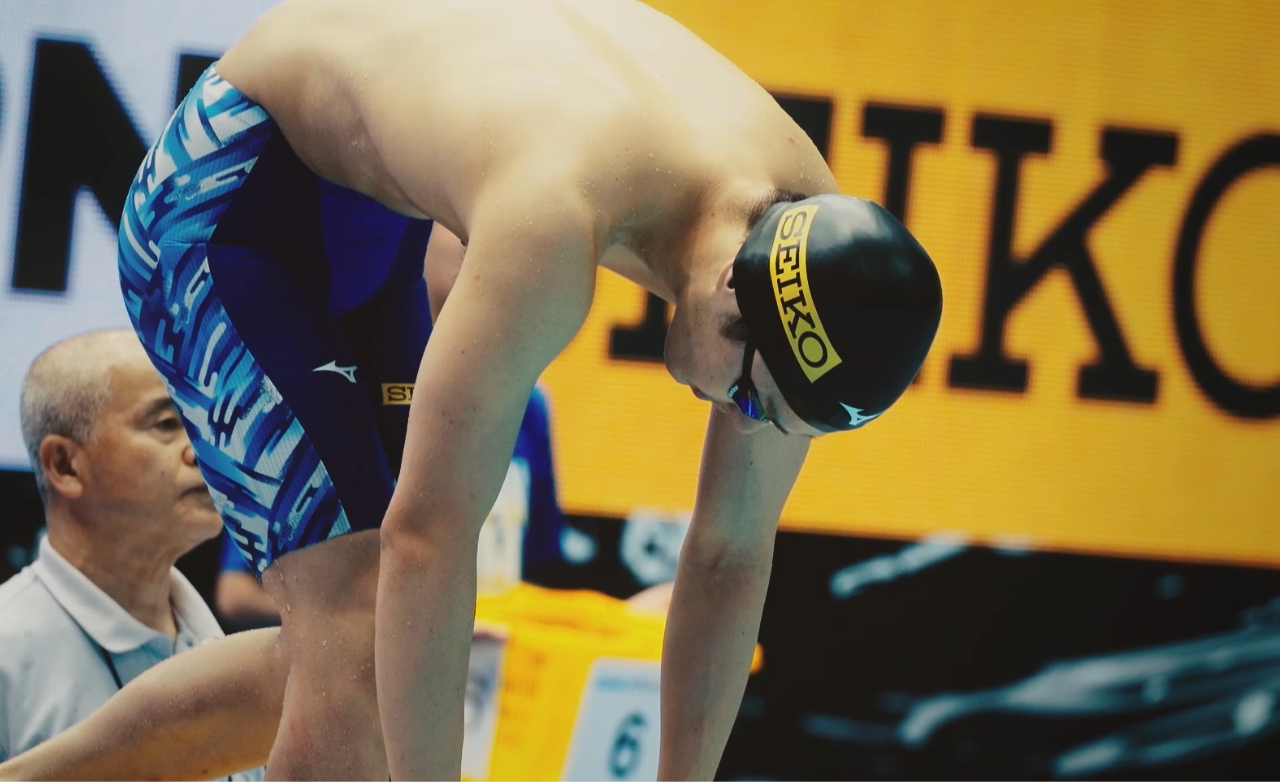 SWIMING PICTURE